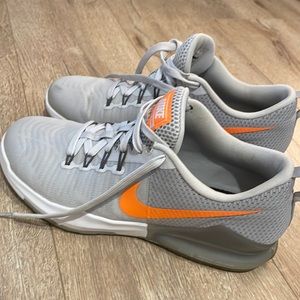 Nike trainer size 9.5
